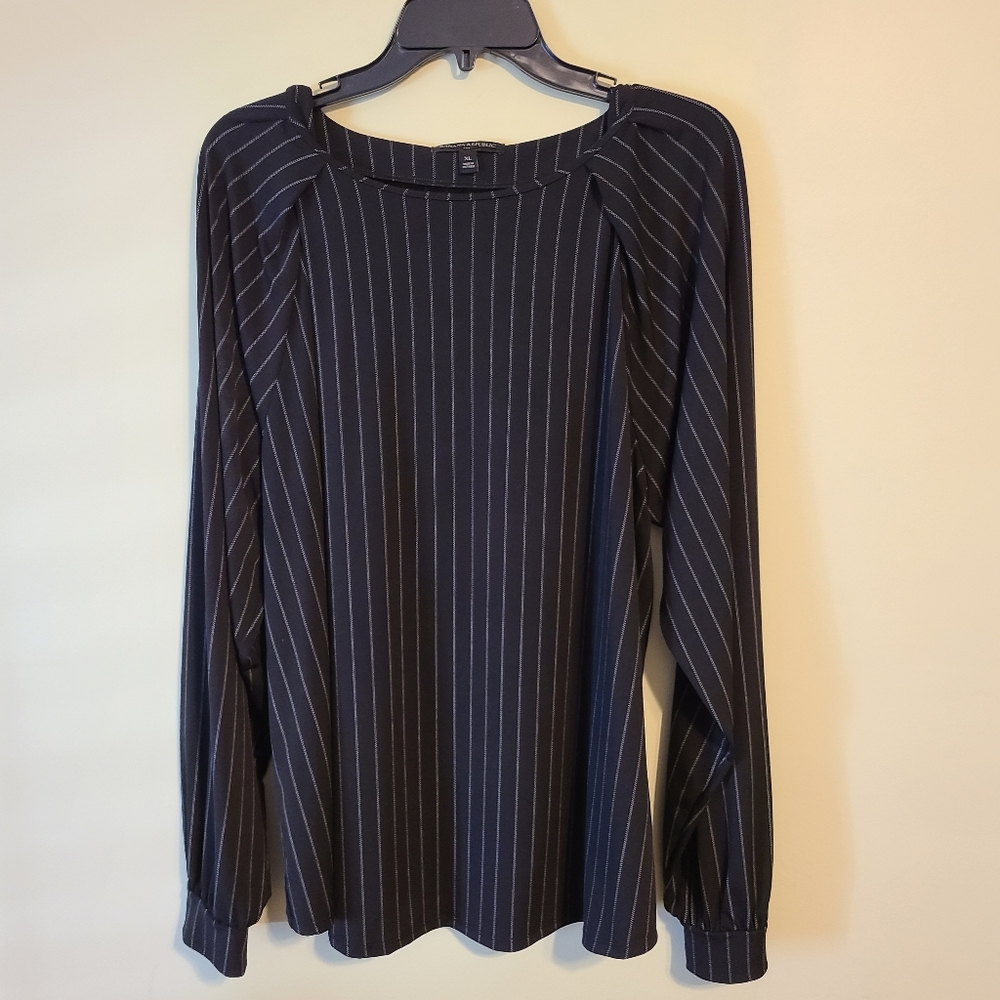 Banana Republic - pin striped XL shirt